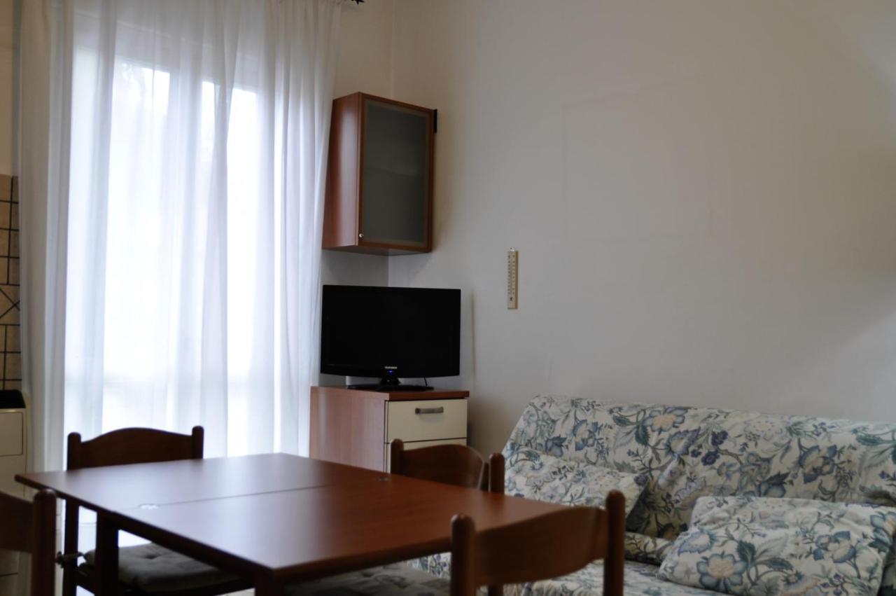 La Gardenia Vacanze Al Mare 迪亚诺马里纳 外观 照片